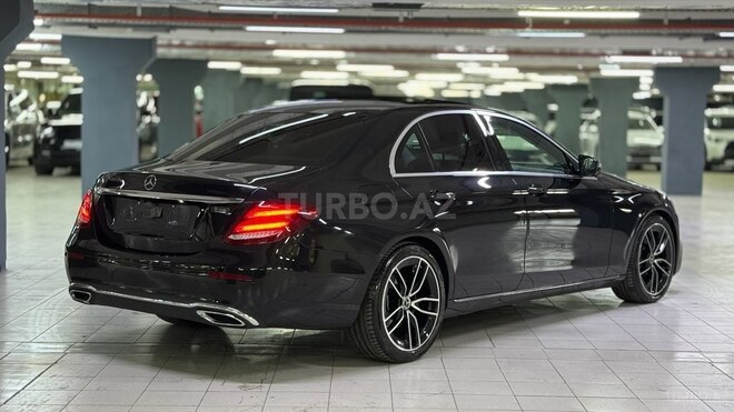 Mercedes E 220 d 2017, 123,000 km - 2.0 l - Bakı
