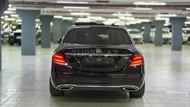 Mercedes E 220 d 2017, 123,000 km - 2.0 l - Bakı