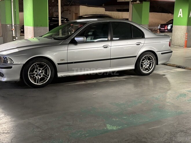 BMW 528 2000, 430,878 km - 2.8 л - Bakı