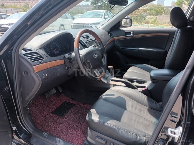 Hyundai Sonata-8