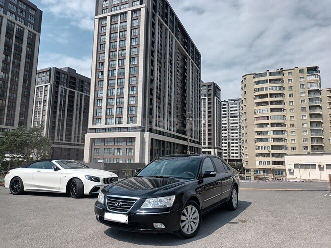 Hyundai Sonata-1