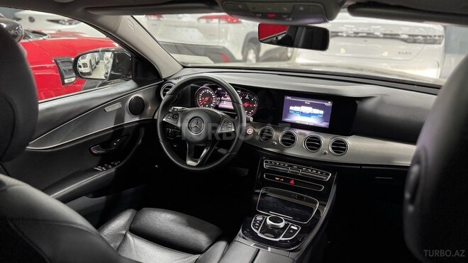 Mercedes E 200 d 2017, 168,000 km - 2.0 l - Bakı