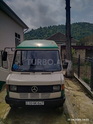 Mercedes 208 D 1995, 150,000 km - 2.3 л - Lənkəran