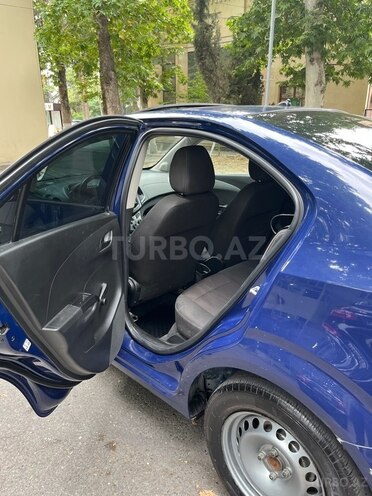 Chevrolet Aveo-9