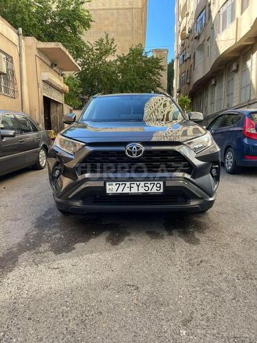 Toyota RAV4 2023, 9,600 km - 2.0 л - Bakı