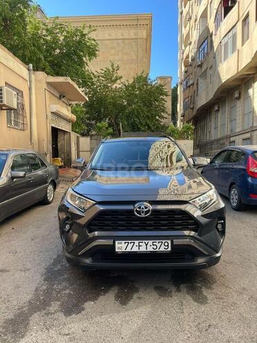 Toyota RAV4 2023, 9,600 km - 2.0 л - Bakı