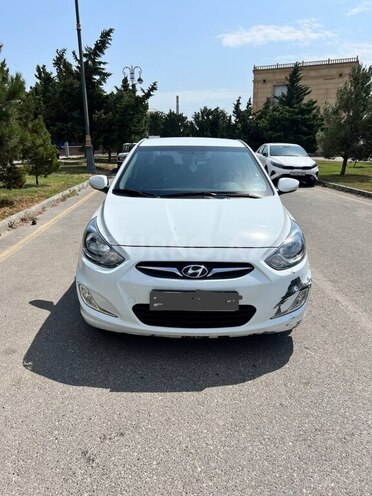 Hyundai Accent 2014, 135,600 km - 1.4 л - Bakı