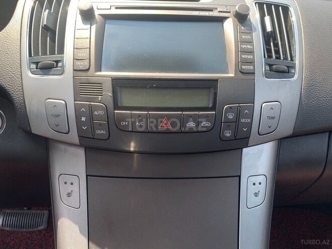 Hyundai Sonata-5