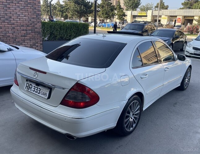 Mercedes E 280-3