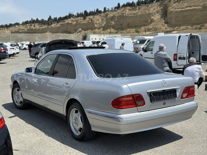 Mercedes E 240 1998, 326,000 km - 2.4 l - Bakı