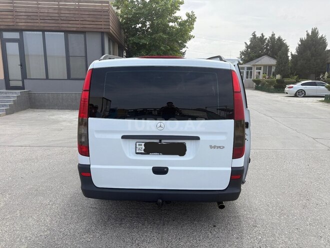 Mercedes Vito 111-2