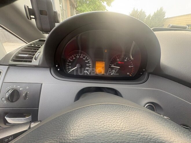 Mercedes Vito 111-5