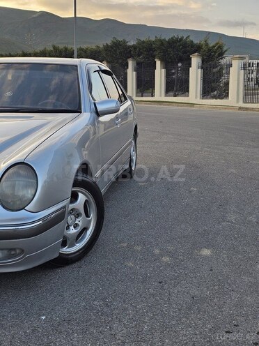 Mercedes E 320 2000, 520,000 km - 3.2 l - Bakı