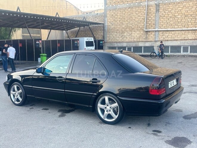 Mercedes C 180 1995, 369,257 km - 1.8 l - Bakı
