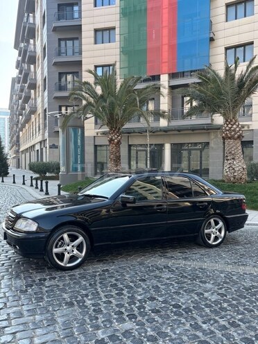 Mercedes C 180 1995, 369,257 km - 1.8 l - Bakı