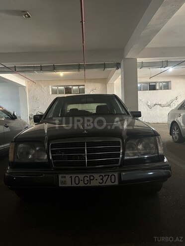Mercedes E 220 1993, 333,330 km - 2.2 л - Bakı