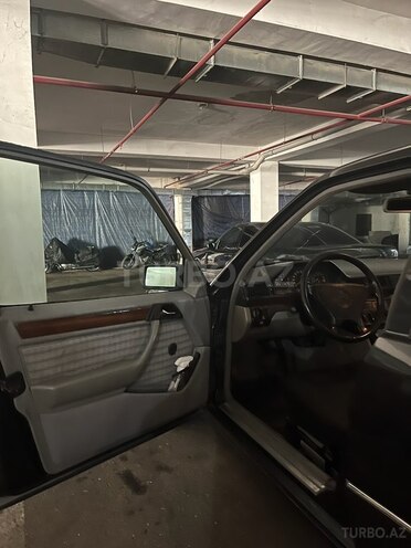 Mercedes E 220 1993, 333,330 km - 2.2 л - Bakı