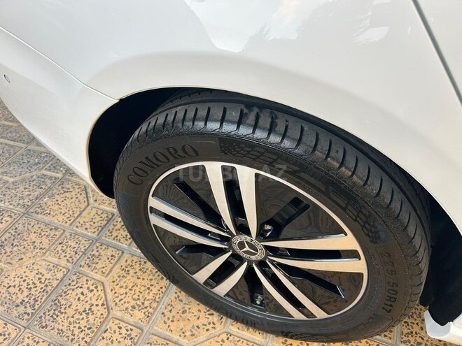 Mercedes A 250 e-14