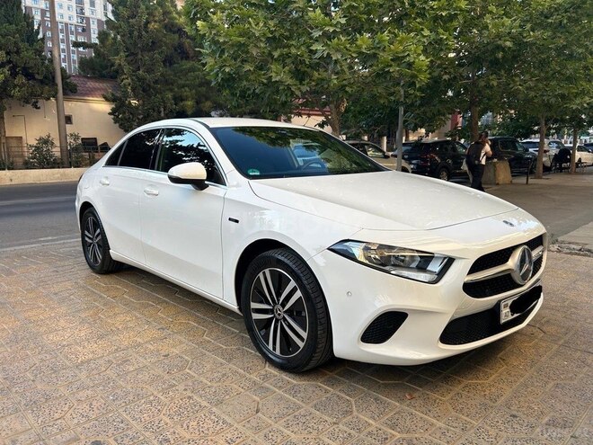 Mercedes A 250 e-2