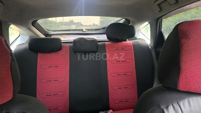 Toyota Prius-9