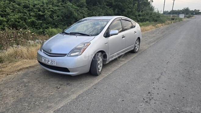 Toyota Prius-2