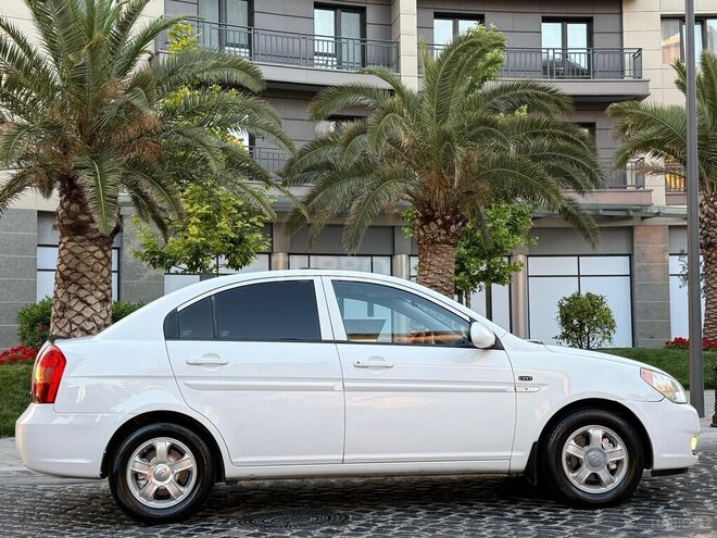 Hyundai Accent 2006, 220,000 km - 1.6 l - Bakı
