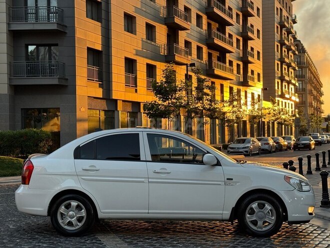 Hyundai Accent 2006, 220,000 km - 1.6 l - Bakı