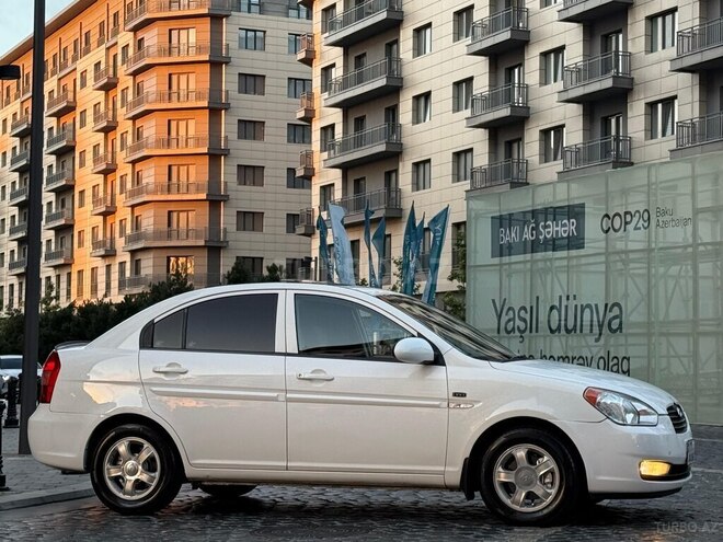 Hyundai Accent 2006, 220,000 km - 1.6 l - Bakı