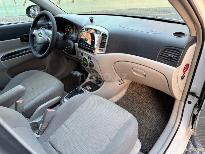 Hyundai Accent 2006, 220,000 km - 1.6 l - Bakı