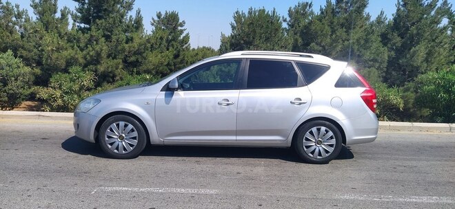 Kia  2008, 286,000 km - 1.4 l - Bakı