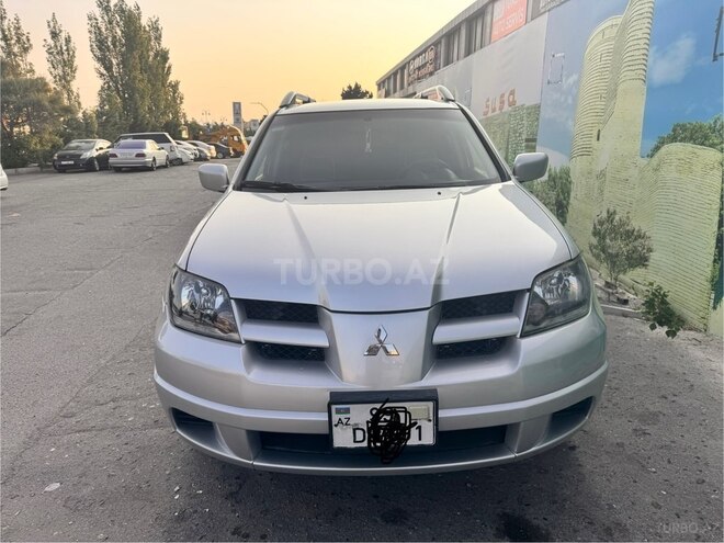 Mitsubishi Outlander 2002, 139,000 km - 2.4 l - Bakı
