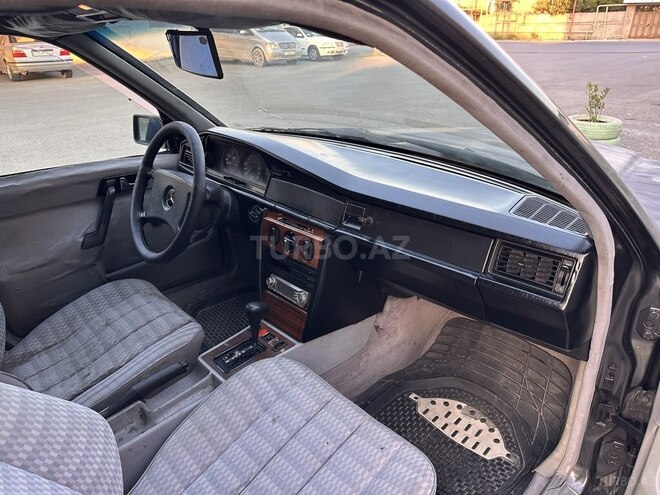 Mercedes 190 1990, 270,000 km - 2.0 л - Bakı
