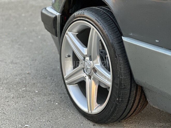 Mercedes 190 1990, 270,000 km - 2.0 л - Bakı