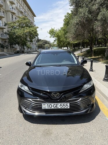 Toyota Camry-1