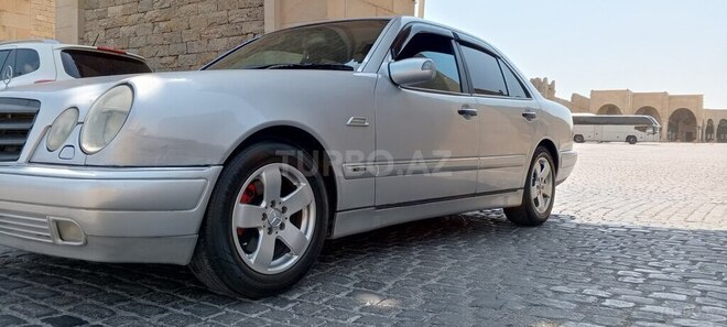 Mercedes E 240 1998, 586,883 km - 2.4 l - Bakı