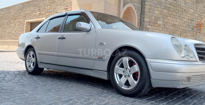 Mercedes E 240 1998, 586,883 km - 2.4 l - Bakı