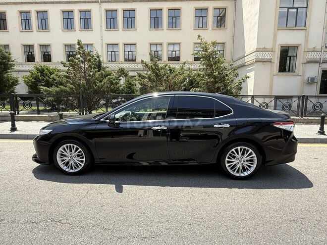 Toyota Camry-3