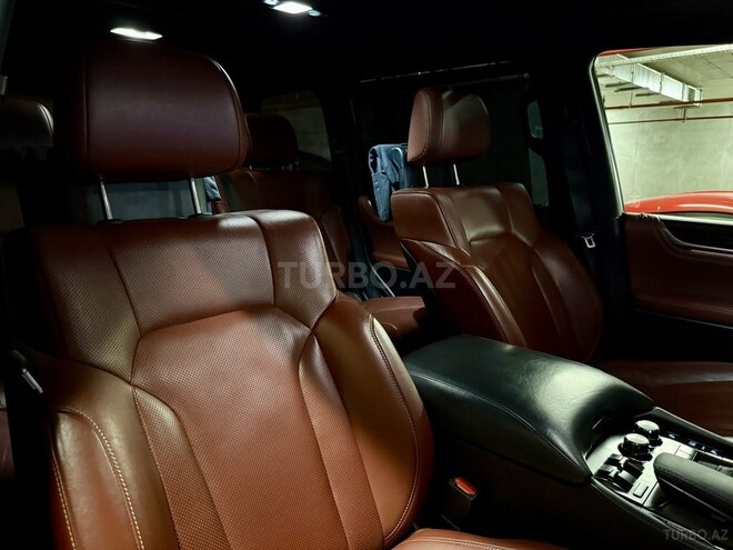Lexus LX 570-9