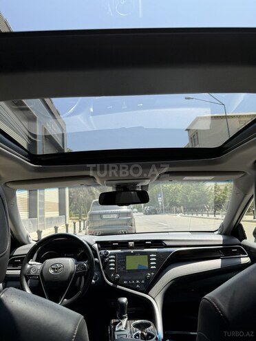 Toyota Camry-8