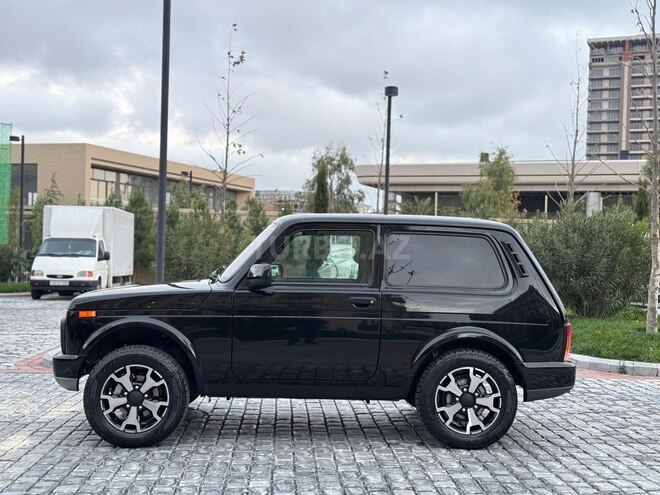 LADA (VAZ) Niva-6