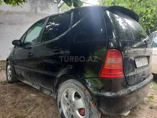 Mercedes A 190 2003, 263,339 km - 1.9 l - İsmayıllı