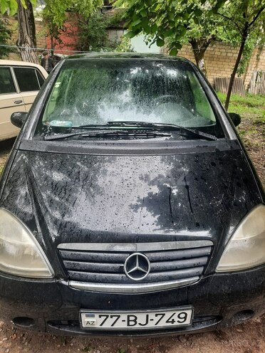 Mercedes A 190 2003, 263,339 km - 1.9 l - İsmayıllı