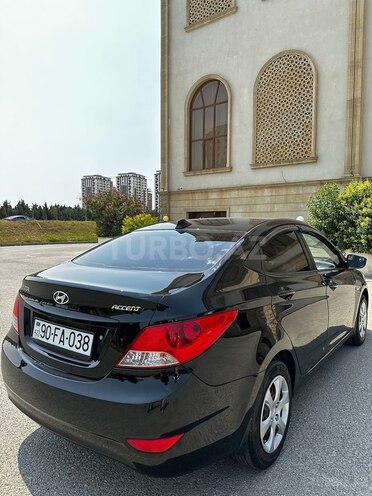 Hyundai Accent 2011, 282,500 km - 1.4 l - Bakı