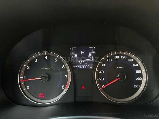 Hyundai Accent 2011, 282,500 km - 1.4 l - Bakı