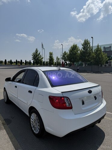 Kia Rio 2010, 366,000 km - 1.4 l - Şamaxı