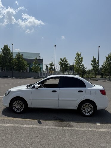 Kia Rio 2010, 366,000 km - 1.4 l - Şamaxı
