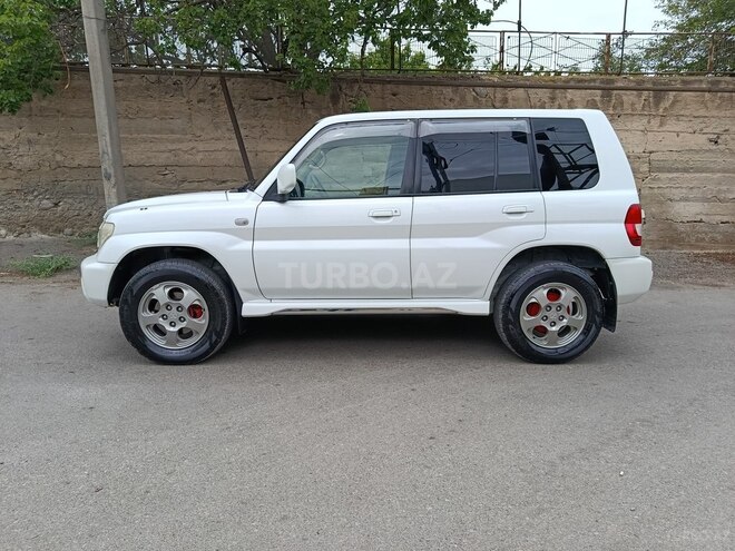 Mitsubishi Pajero io 2003, 217,584 km - 2.0 л - Gəncə