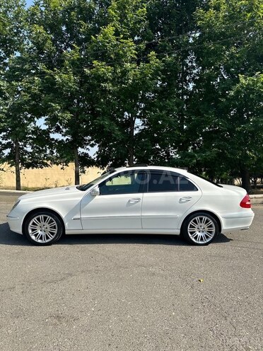 Mercedes E 240 2002, 238,000 km - 2.4 l - Bakı