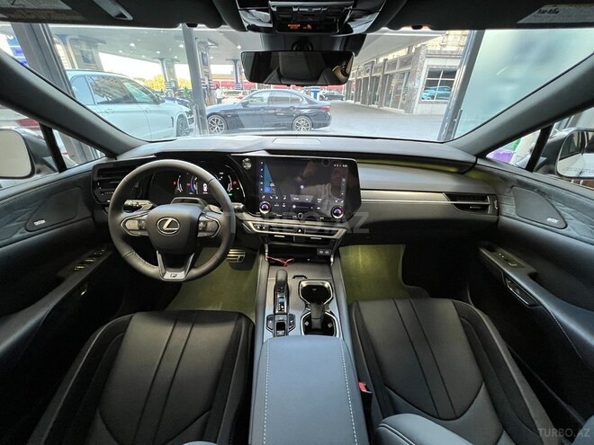 Lexus RX 500h-10