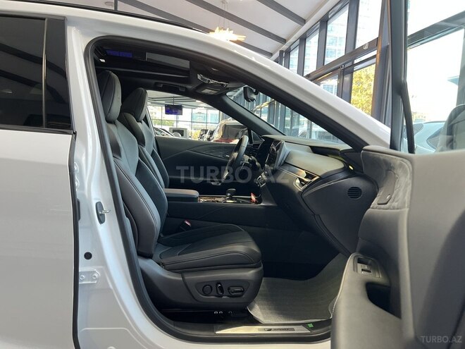 Lexus RX 500h-8